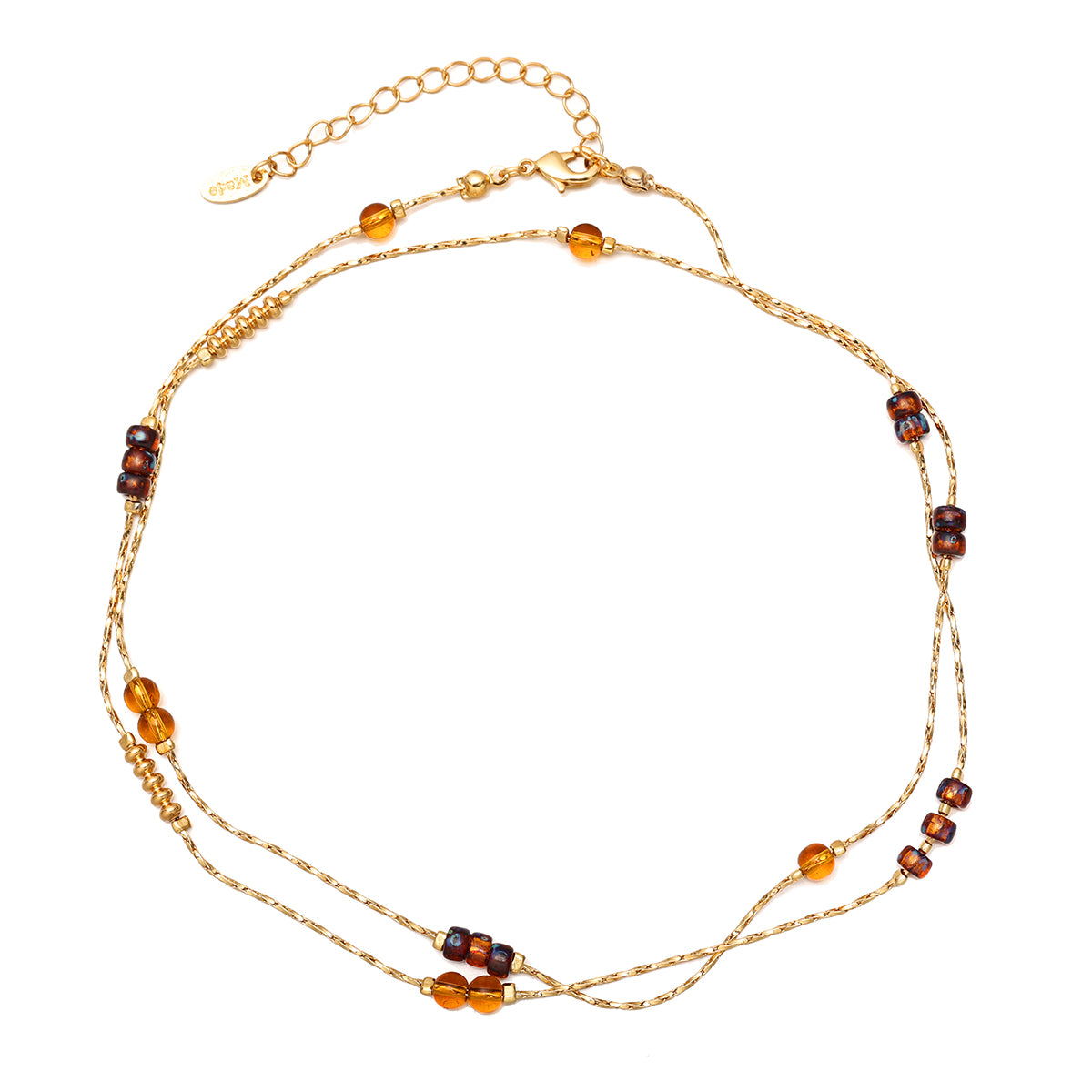 This image showcases an elegant vintage statement necklace with a sleek and timeless design. The refined chain and minimalist pendant in gold add a touch of sophistication, making it a perfect accessory for both casual and formal occasions. Designed to complement autumn and winter outfits, this non-fading piece blends modern elegance with retro charm, ideal for those who appreciate classic fashion.