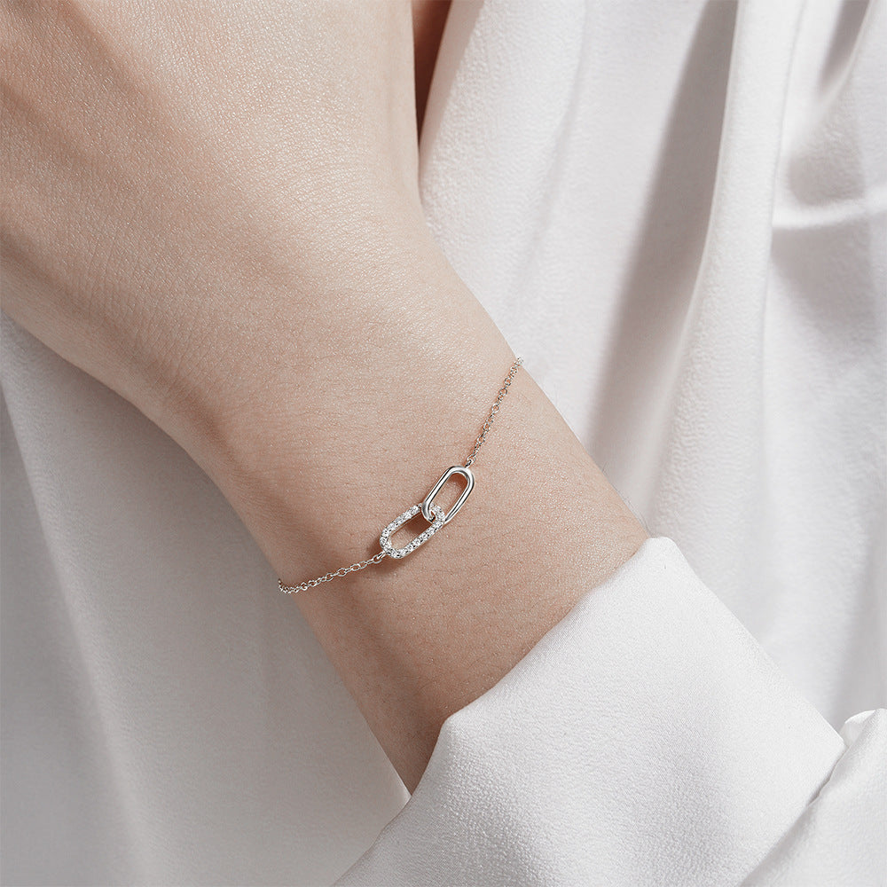 Cross Clasp Zirconia Bracelet