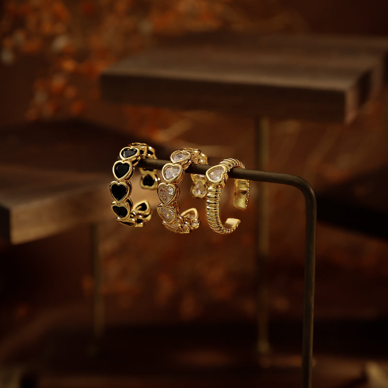 Hollow Heart Shaped Zircon Ring