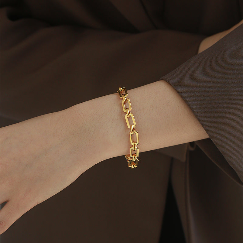 Trendy Chunky Gold Chain Bracelet