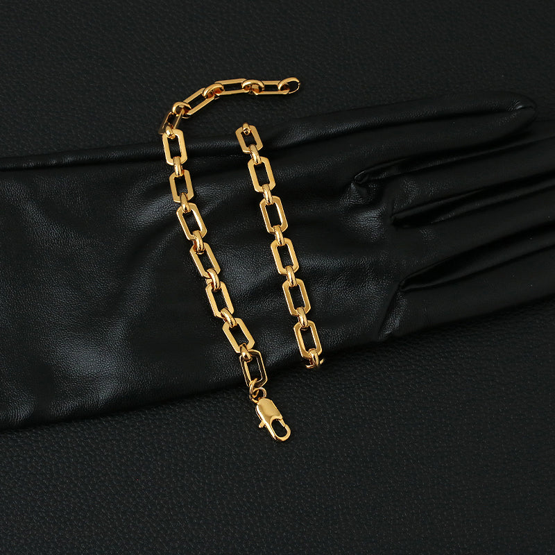 Trendy Chunky Gold Chain Bracelet