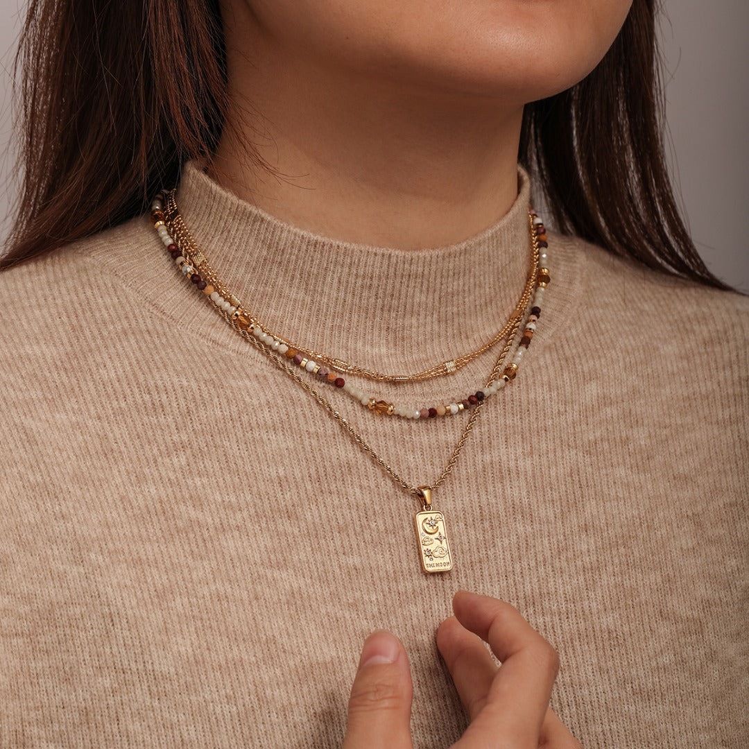 Rectangular Embossed Pattern Necklace