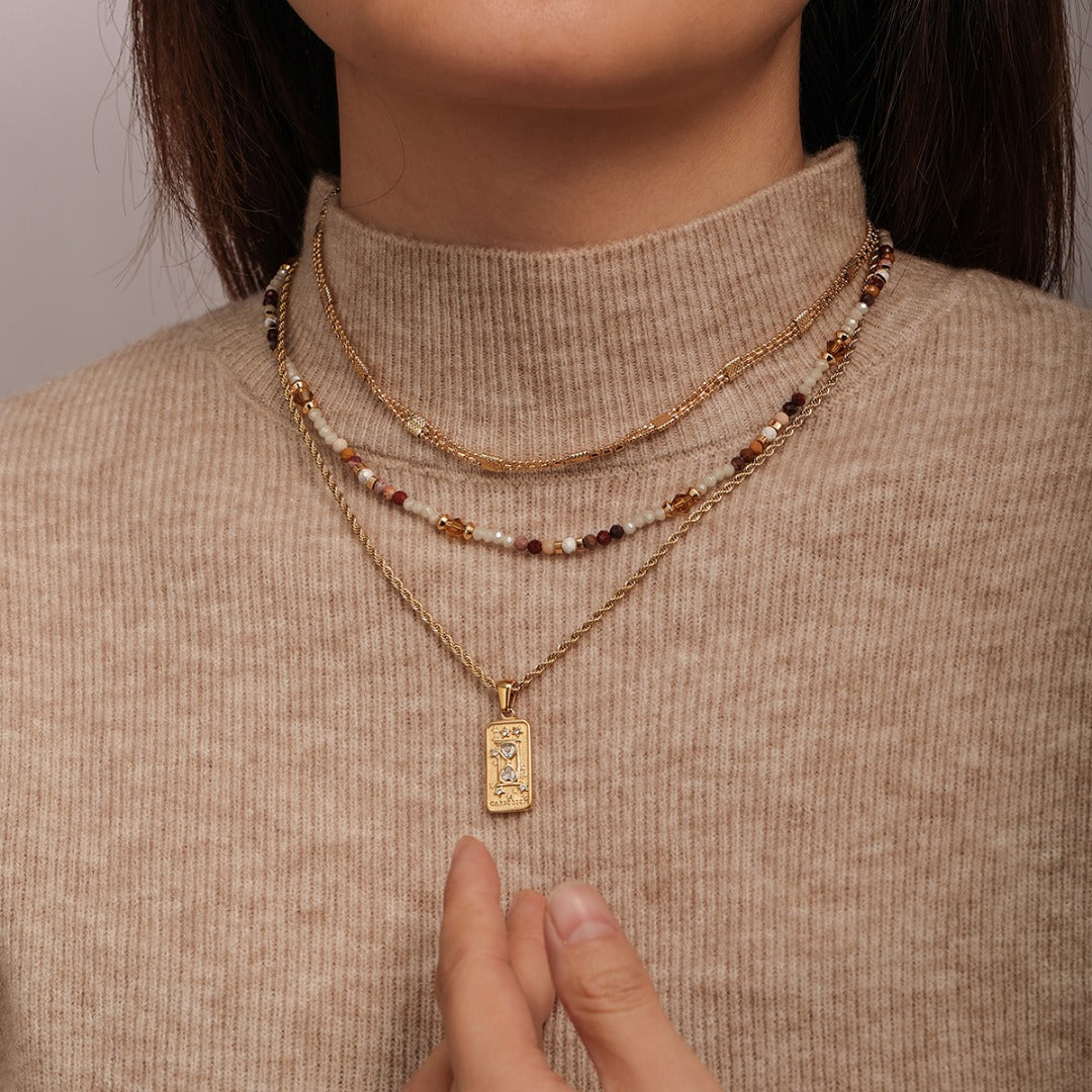 Rectangular Embossed Pattern Necklace