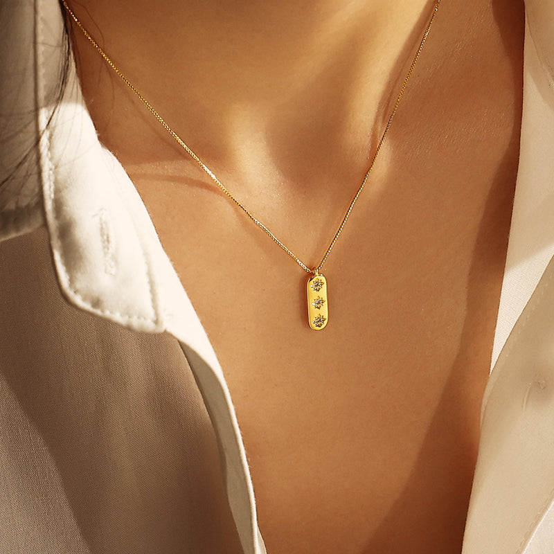 Starburst Zircon Pendant Necklace