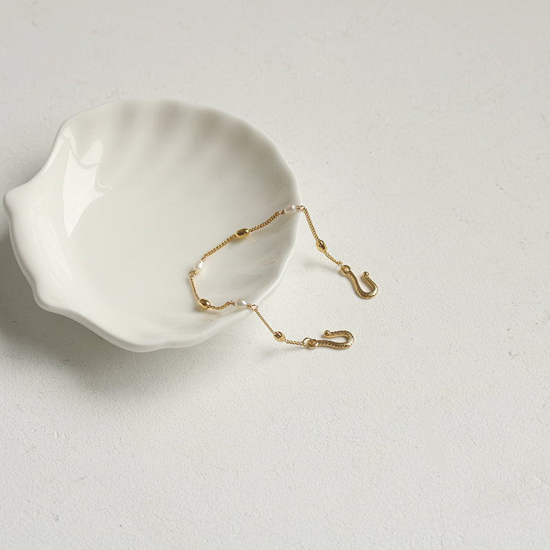 Versatile Fishhook Pearl Bracelet