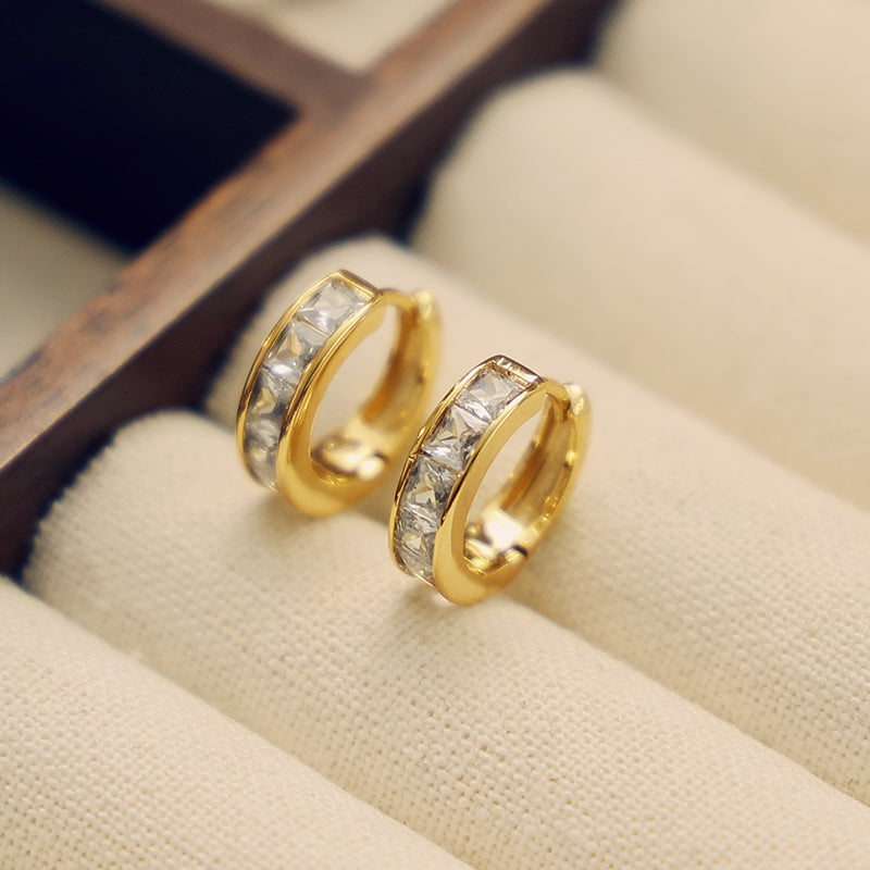 Zircon-Embellished Metal Hoop Earrings
