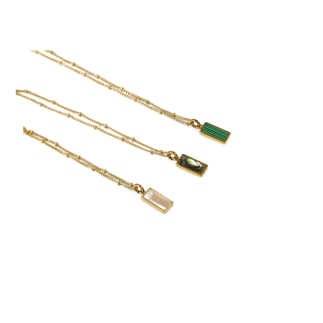 Elegant Malachite Shell Pendant Necklaces