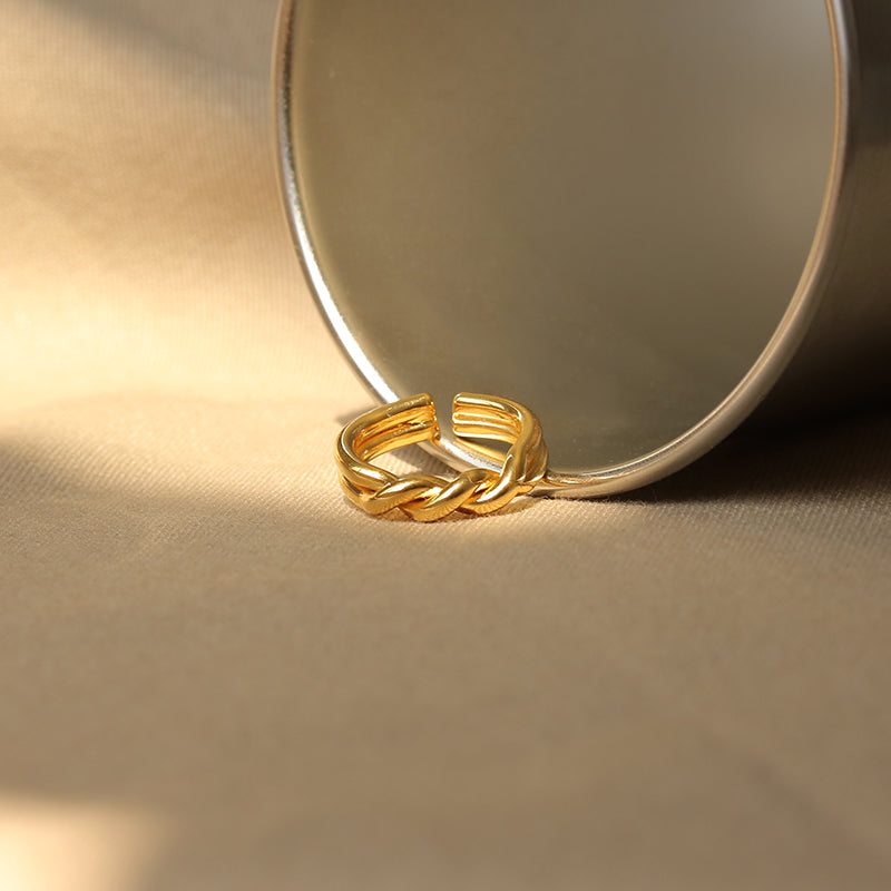 Twist Design Open Band Ring