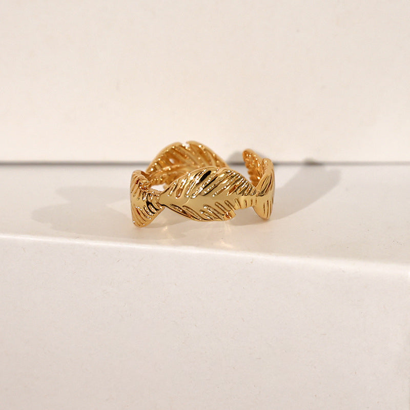 Vintage Feather Wide Band Ring