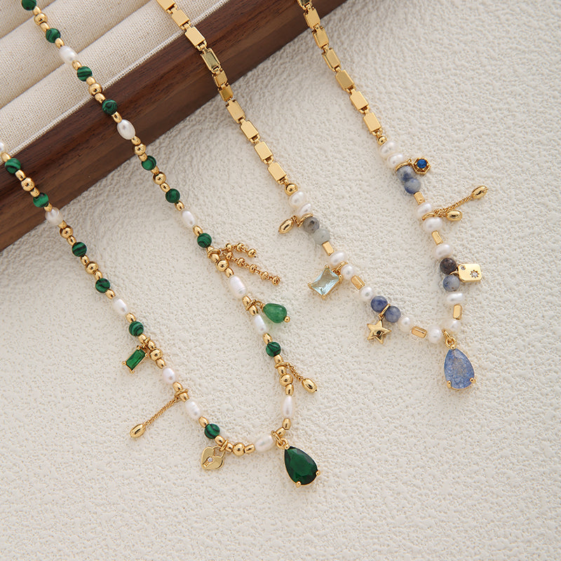 Vintage Court Style Pearl Necklace