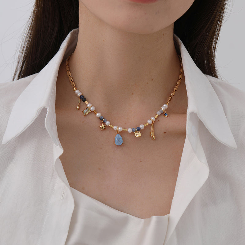 Vintage Court Style Pearl Necklace