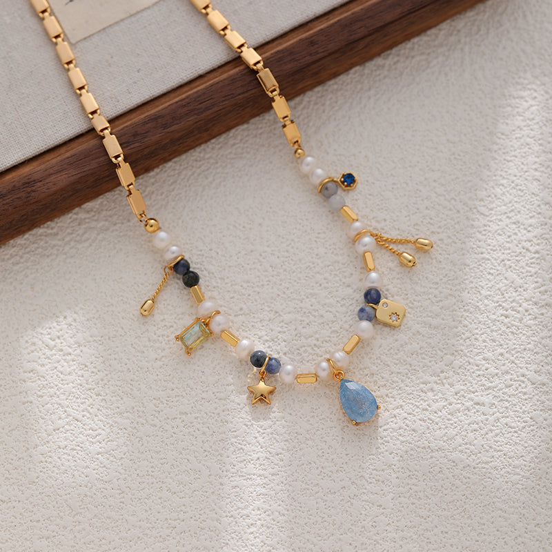 Vintage Court Style Pearl Necklace