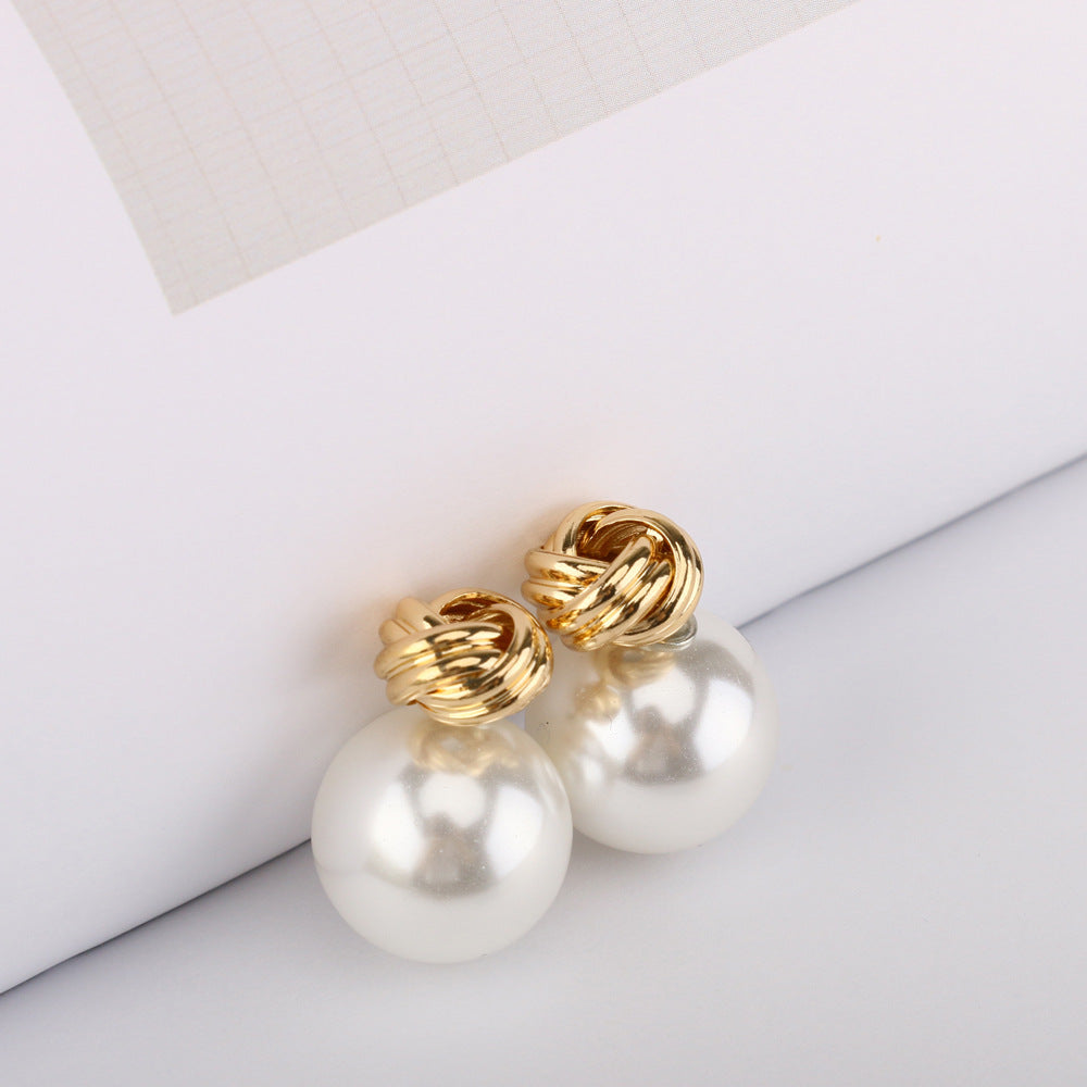 Crystal pearl earrings