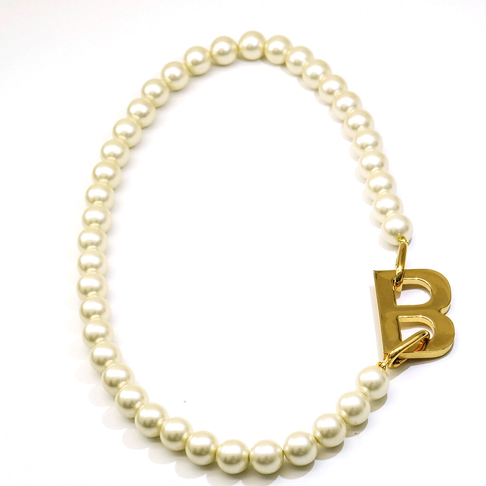 Vintage pearl metal letter necklace