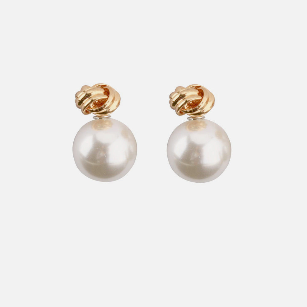 Crystal pearl earrings