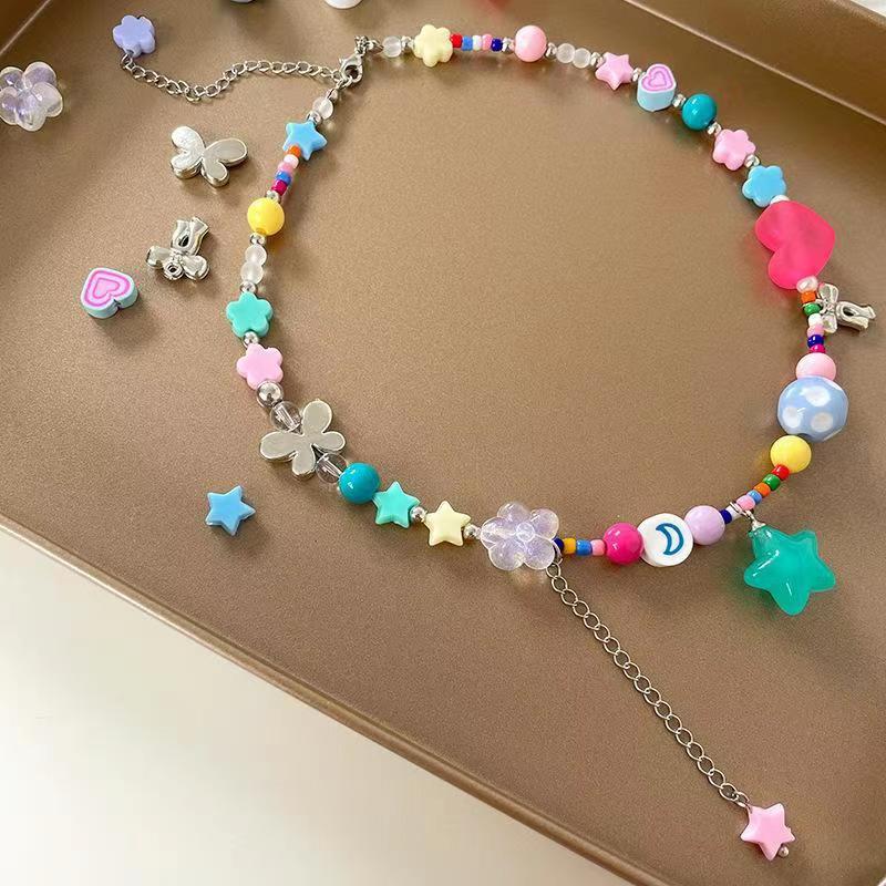 Colorful flowers love beads necklace