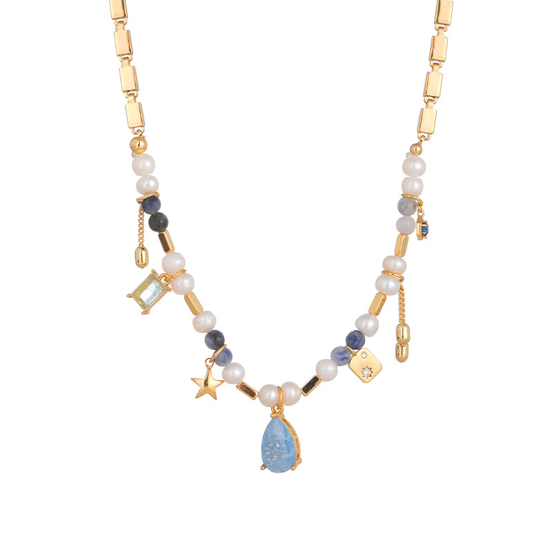 This image showcases the elegant vintage court style pearl necklace by ChicBlingBabe, featuring a luxurious zircon and natural stone design. Perfect for adding a touch of vintage elegance to any outfit, this necklace is ideal for formal events, parties, or romantic evenings.