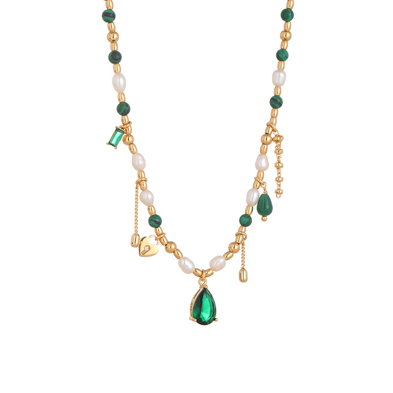 Vintage Court Style Pearl Necklace